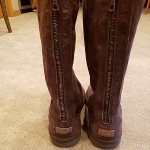 Brown ugg boots size 9